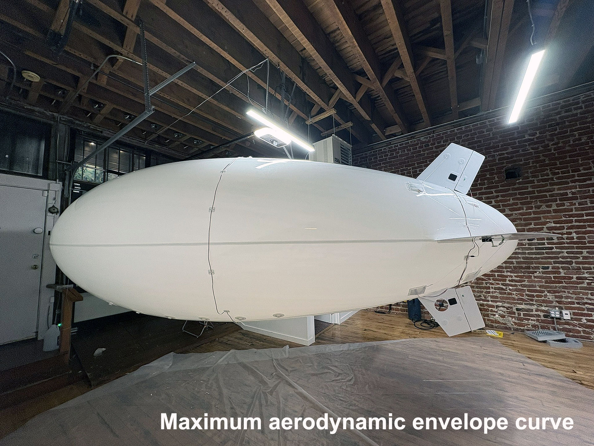 Maximum-aerodynamic-envelope-curve-for-a-5-m-outdoor-RC-Blimp